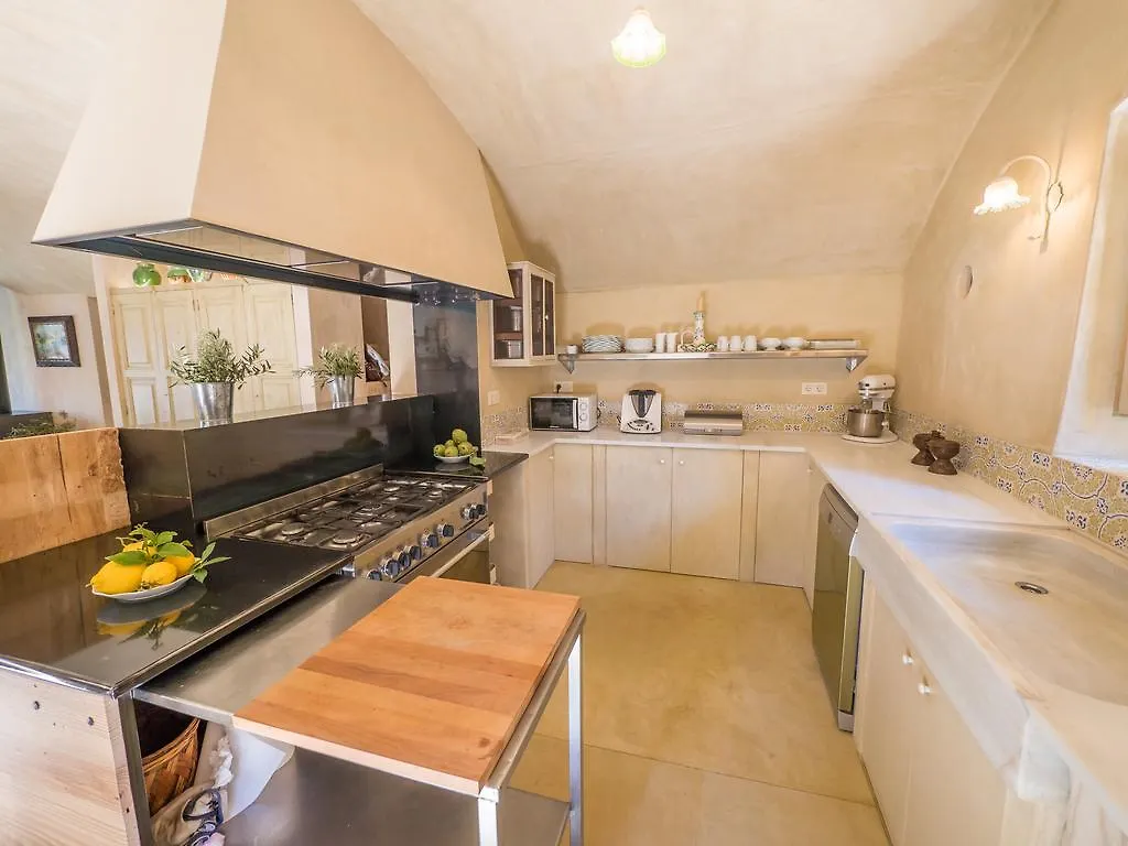 Holiday home El Salt De La Reina Villa Palau Saverdera Spain